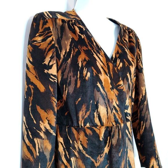 Vintage 70s Tiger Print Velour V Neck Dress Sz M Long Sleeve Brown Black - Picture 3 of 5